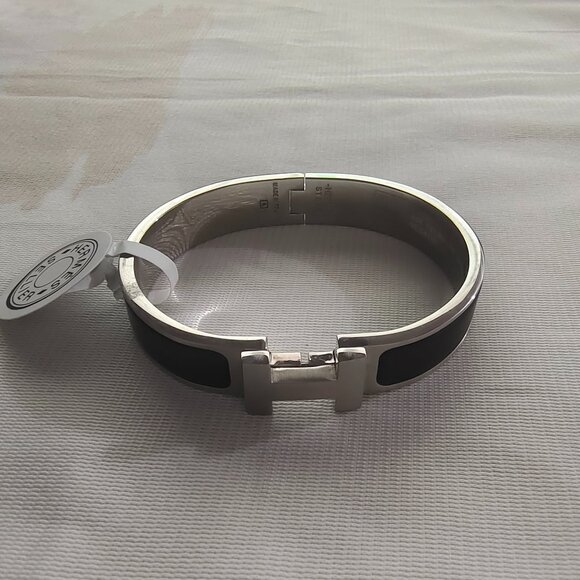 Hermes Clic H Black Enamel Bracelet - Picture 1 of 6